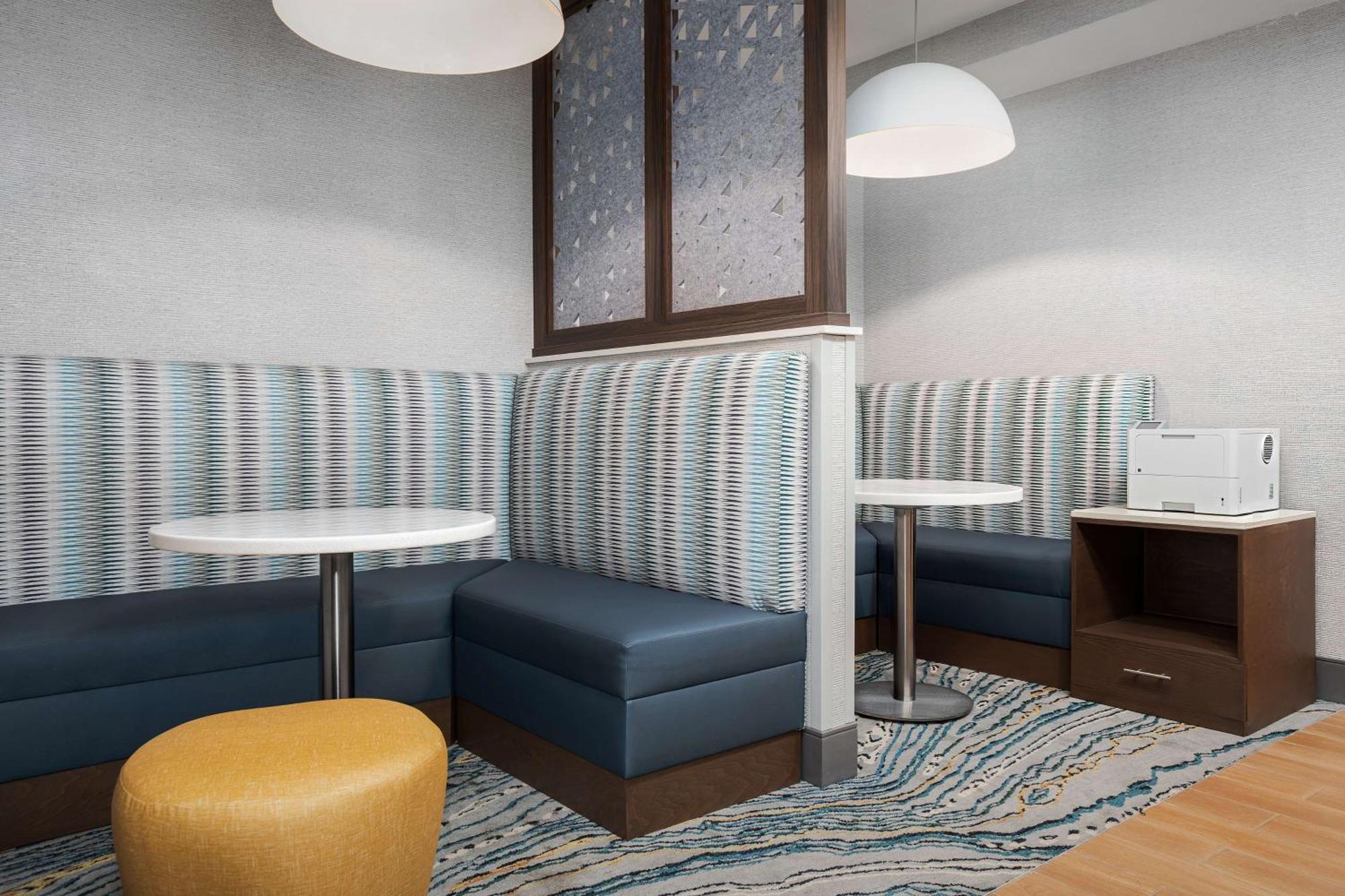 Hampton Inn & Suites Atlanta-Six Flags Lithia Springs Eksteriør bilde